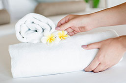 ניקוי ובישום כביסה